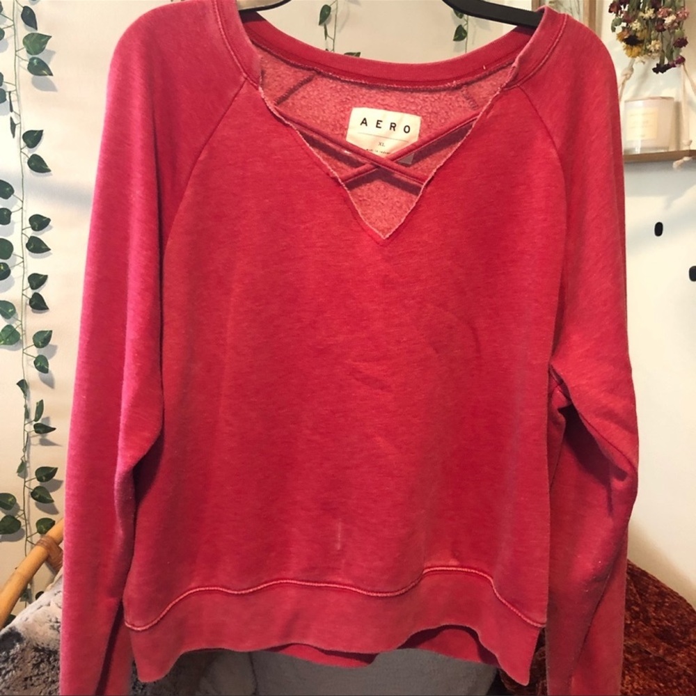 Aeropostale red crisscross crew neck